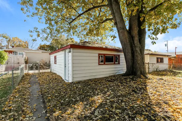 $2,445 | 10115 South California Avenue, Chicago, IL 60655