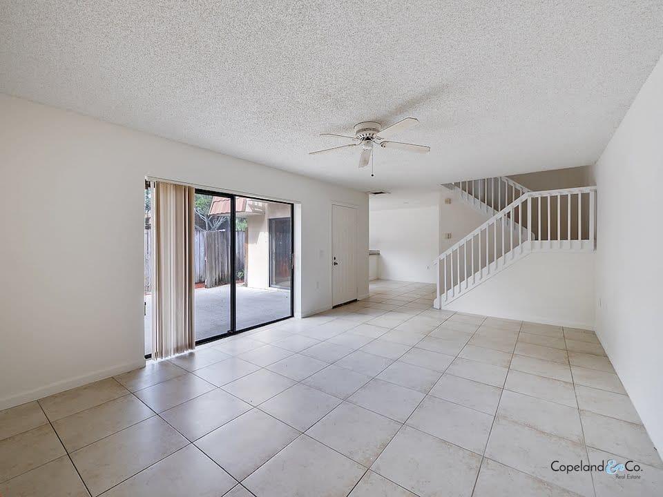 804 Blue Ridge Circle West Palm Beach, FL 33409 - Photo 5 of 5 9b617f05-d84d-44c6-8989-fcdb2b0ddd0e (2)