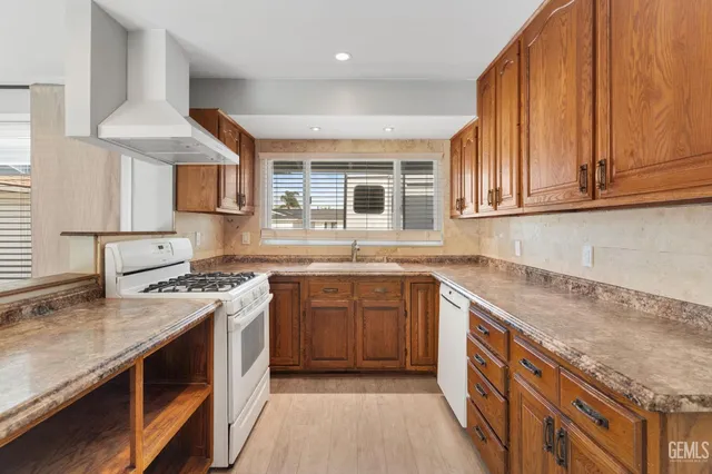 $825,000 | Undisclosed Address, Oxnard, CA 93036