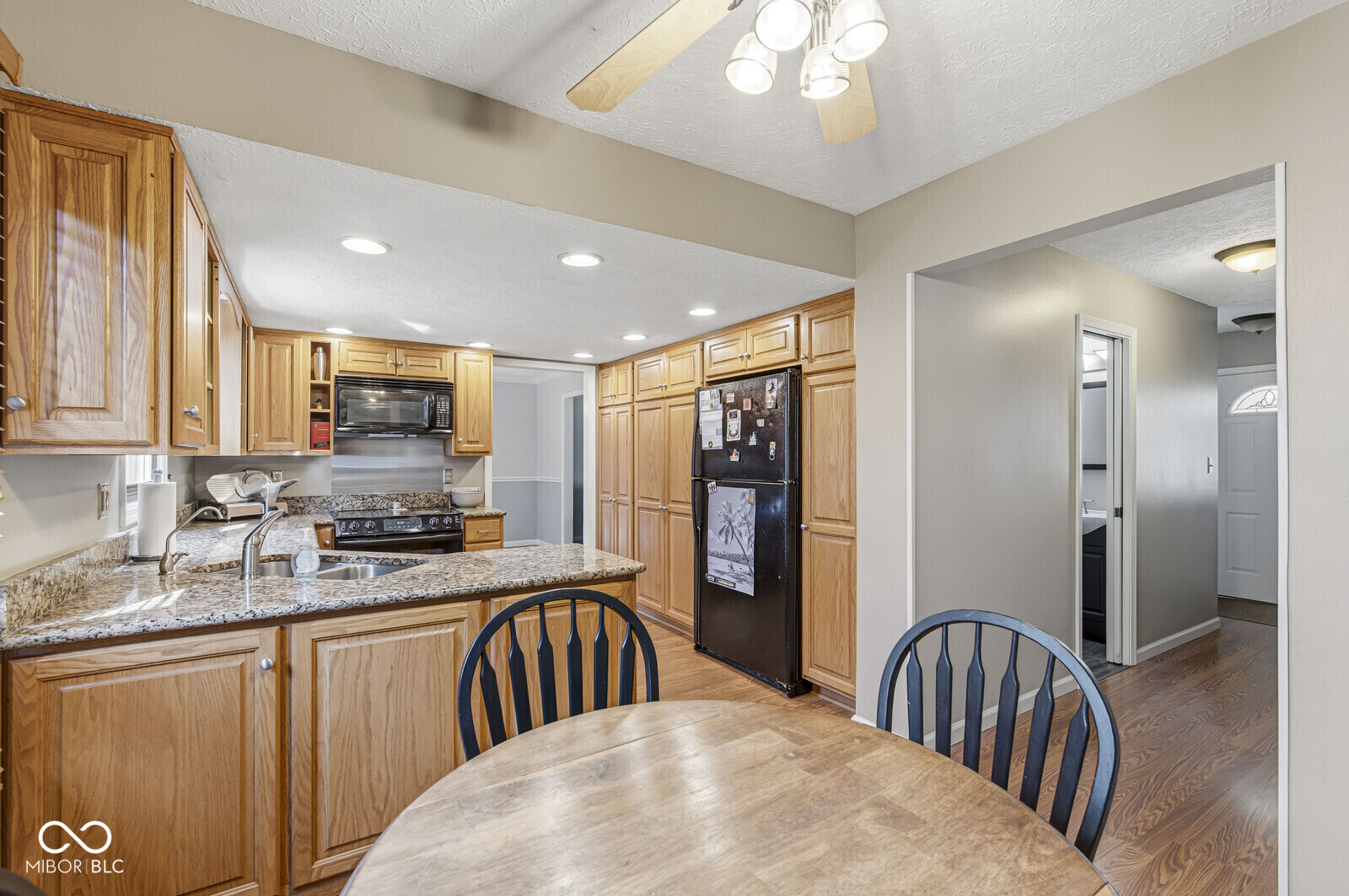 2809 Amherst Street Indianapolis, IN 46268 - Photo 13 of 46