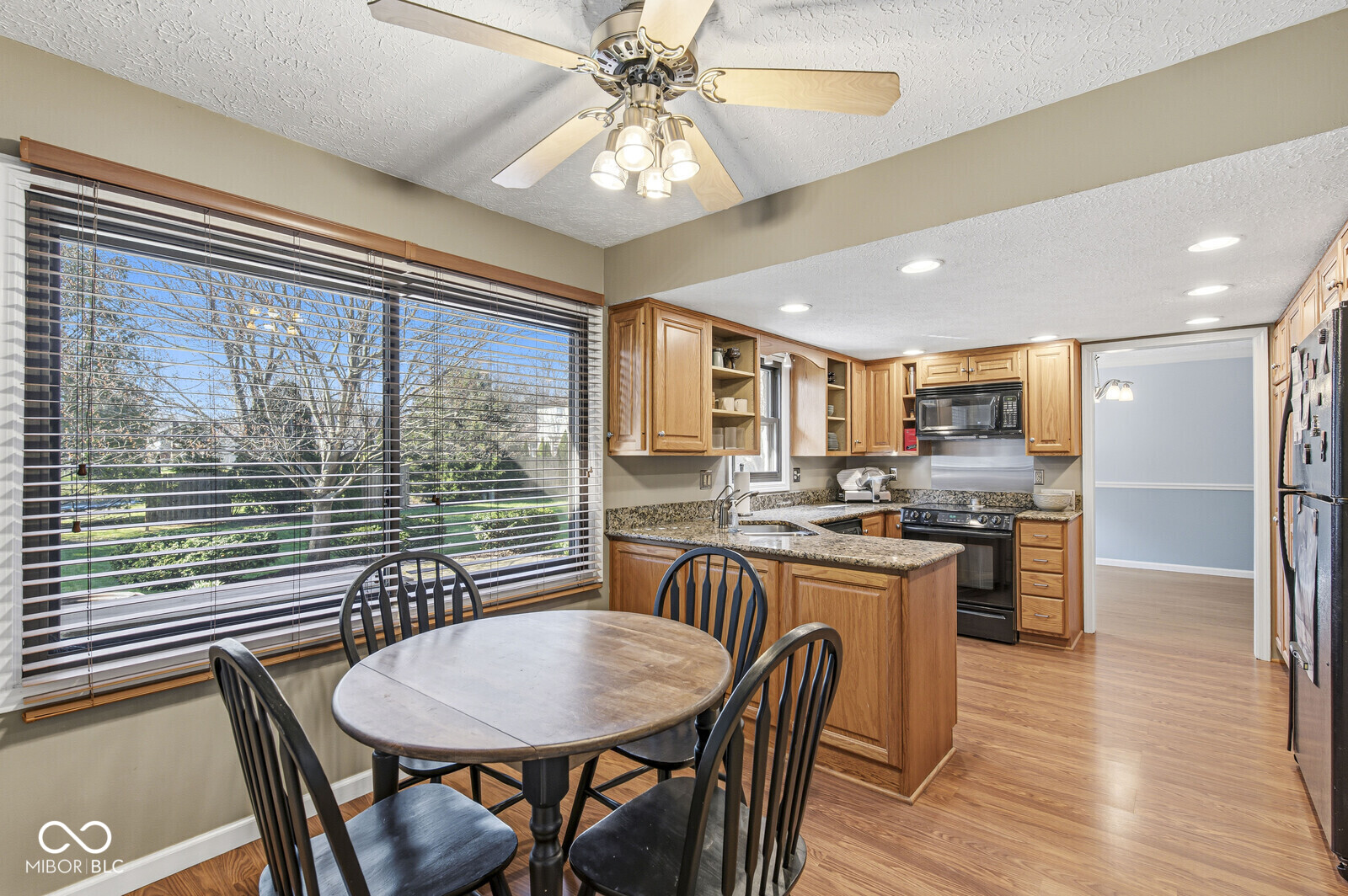 2809 Amherst Street Indianapolis, IN 46268 - Photo 14 of 46