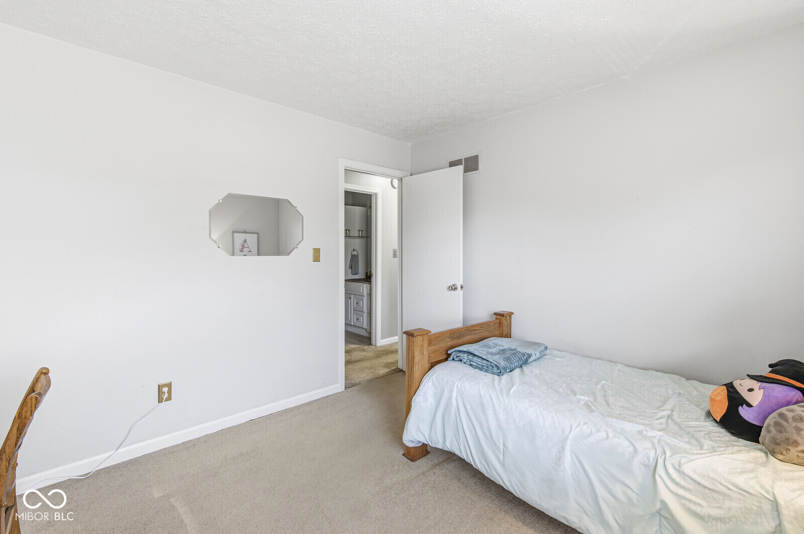 2809 Amherst Street Indianapolis, IN 46268 - Photo 32 of 46