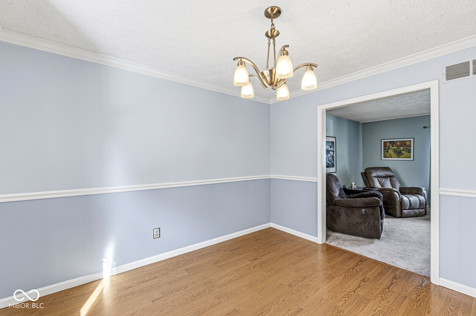2809 Amherst Street Indianapolis, IN 46268 - Photo 7 of 46
