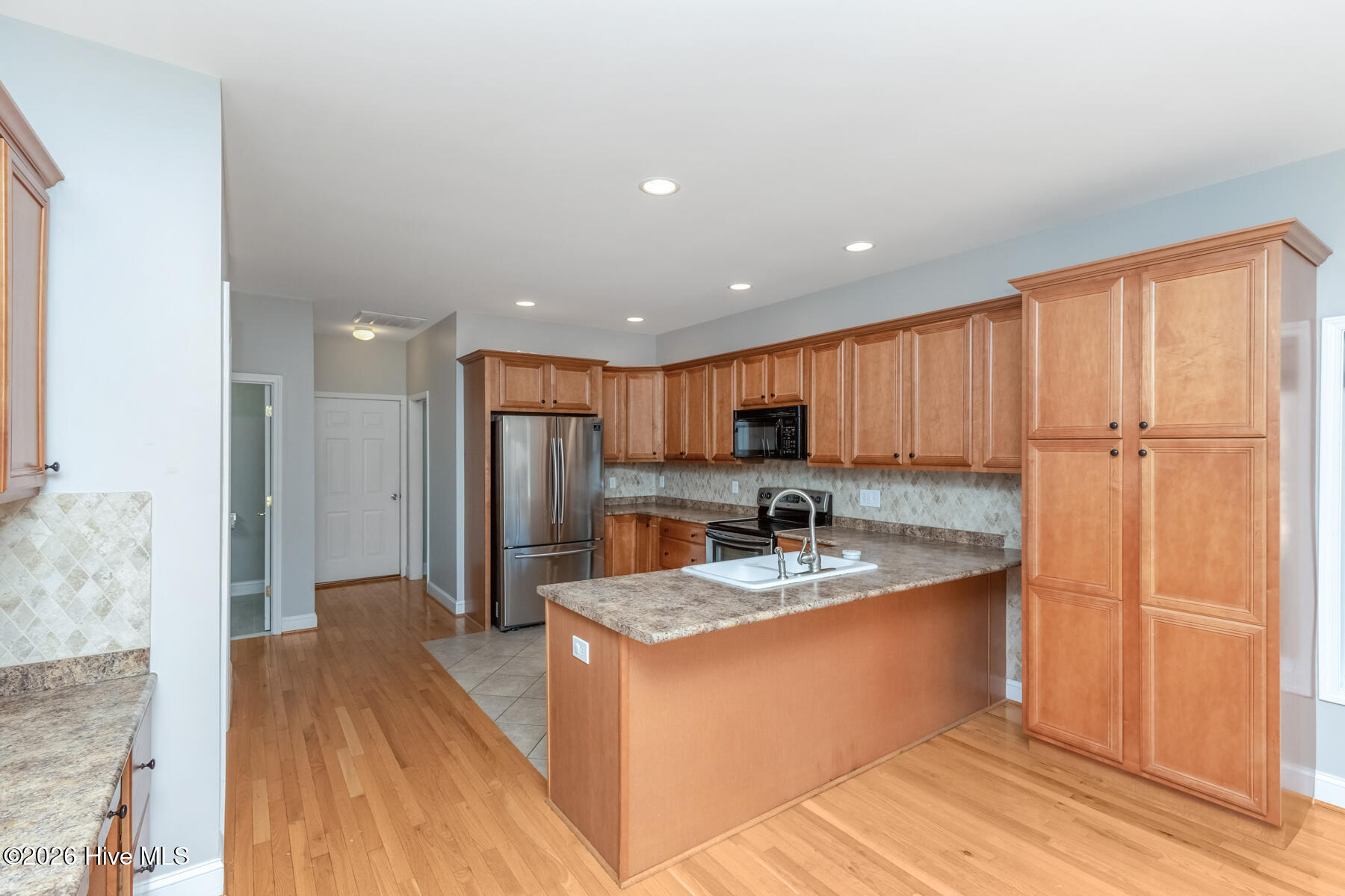 1220 Burning Tree Road Pinehurst, NC 28374 - Photo 11 of 49 kitchen1