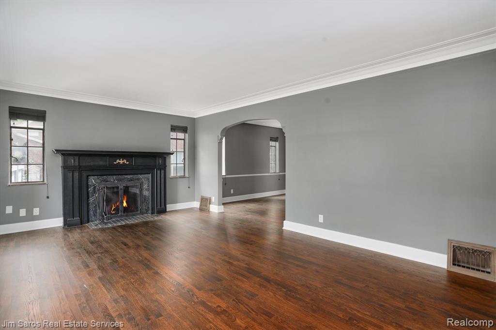 4475 Yorkshire Road Detroit, MI 48224 - Photo 6 of 32