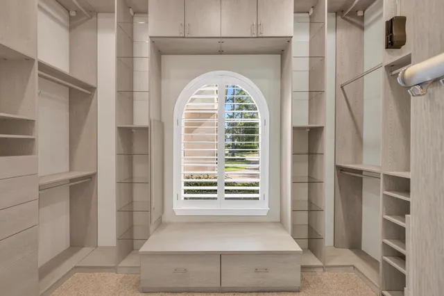 $3,200,000 | 31 Maymont Way, The Woodlands, TX 77382