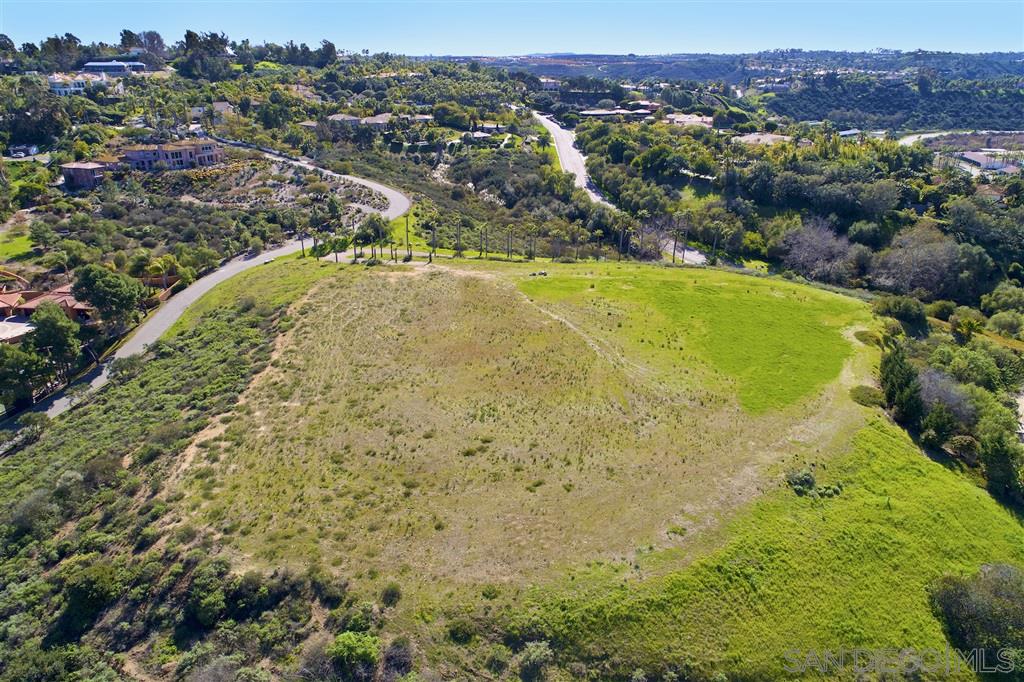 5872 Rancho Diegueno Road Del Mar, CA 92014 - Photo 7 of 13 a view of a city