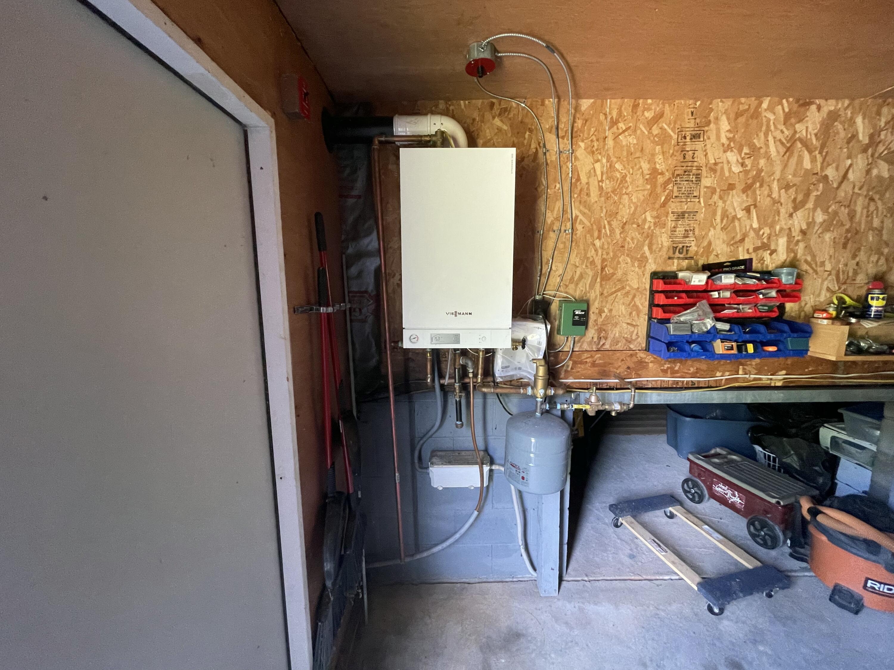 182 Dover Road Charleston, ME 04422 - Photo 15 of 20 1000010000