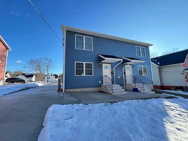 $2,495 | 2 1/2 Vernon Street, Unit 1, Holyoke, MA 01040