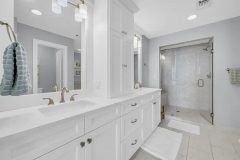 $985,000 | 550 Tops'l Beach Boulevard, Unit 702, Miramar Beach, FL 32550