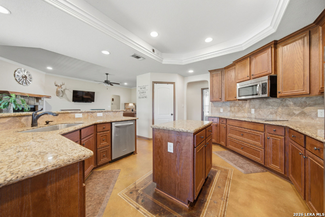 3690 Rakowitz Road Adkins, TX 78101 - Photo 24 of 36 Gallery Image 24