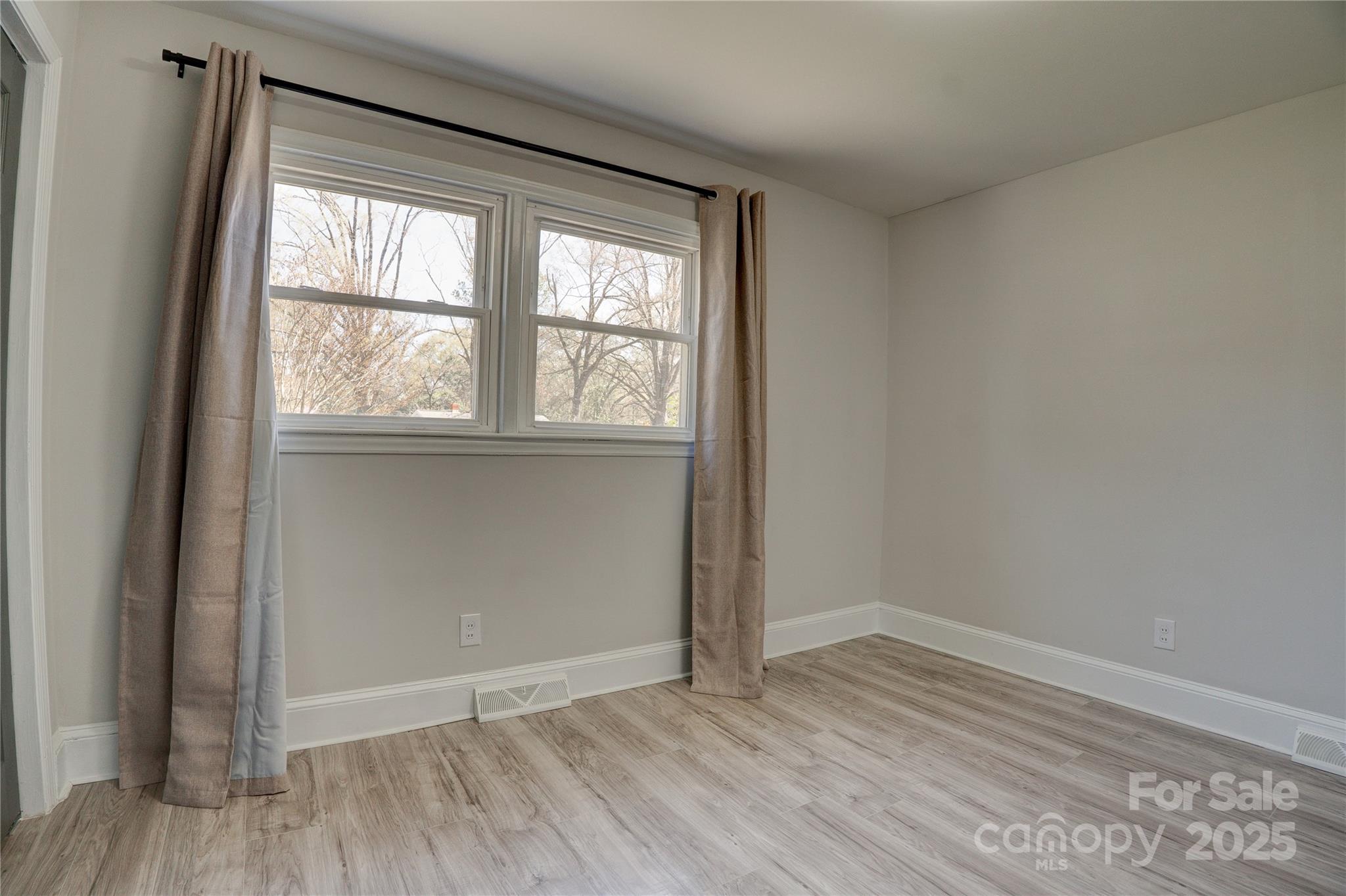 2624 Ashley Road Charlotte, NC 28208 - Photo 14 of 21 Gallery Image 14