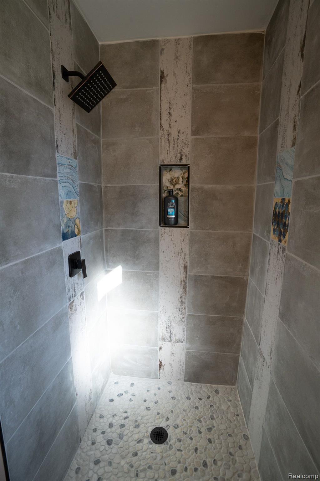 3170 Davison Road Lapeer, MI 48446 - Photo 9 of 14 Gallery Image 9