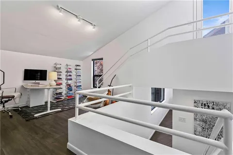 $975,000 | 20413 Crickett Lane, Lenexa, KS 66220