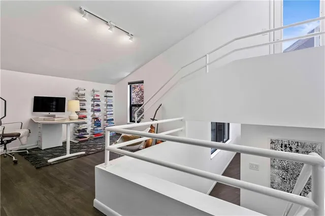 $975,000 | 20413 Crickett Lane, Lenexa, KS 66220