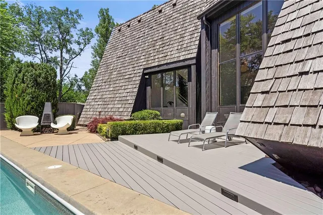 $975,000 | 20413 Crickett Lane, Lenexa, KS 66220