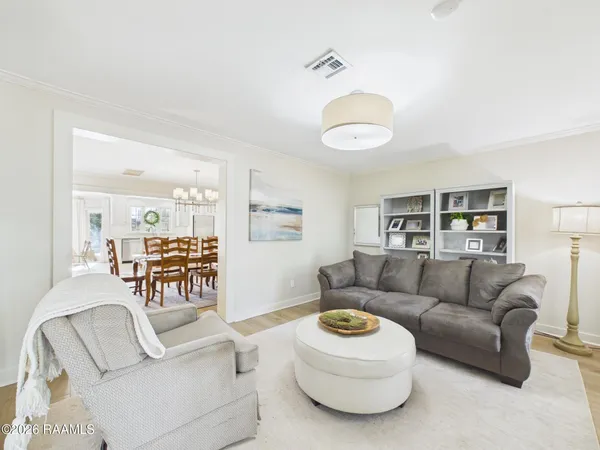$595,000 | 106 Redwing Circle, Lafayette, LA 70503