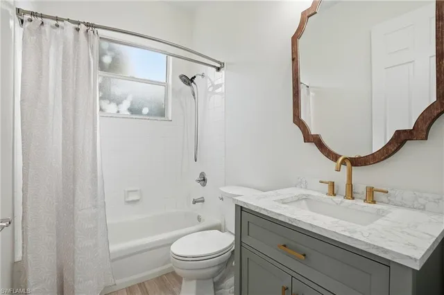 $585,000 | 3479 Ocean Bluff Court, Naples, FL 34120