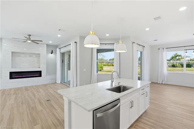 $585,000 | 3479 Ocean Bluff Court, Naples, FL 34120