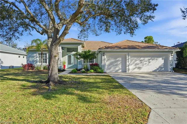 $585,000 | 3479 Ocean Bluff Court, Naples, FL 34120