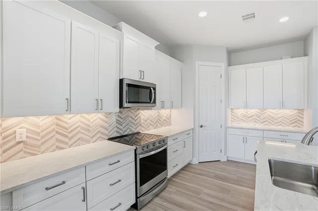 $585,000 | 3479 Ocean Bluff Court, Naples, FL 34120