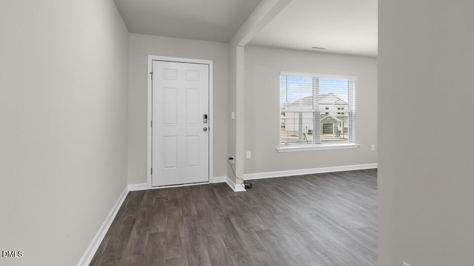 112 Daniel Road Smithfield, NC 27577 - Photo 2 of 40 Foyer