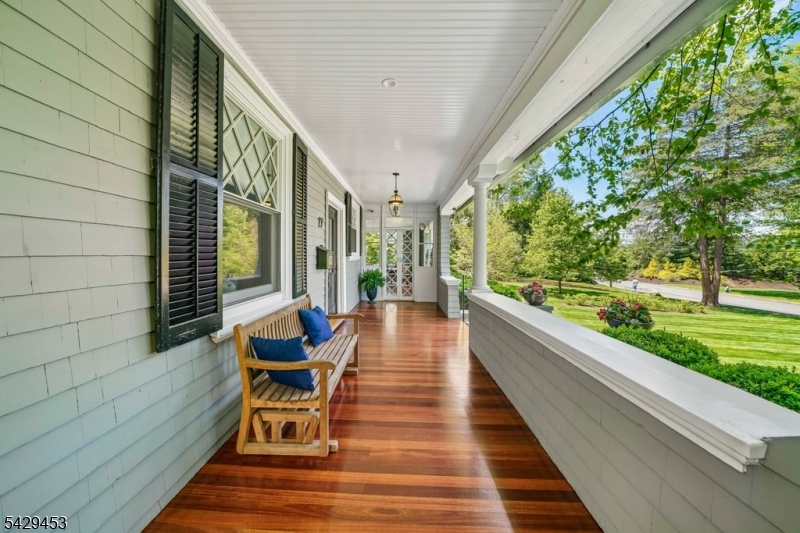 27 Bedford Road Summit, NJ 07901 - Photo 5 of 49