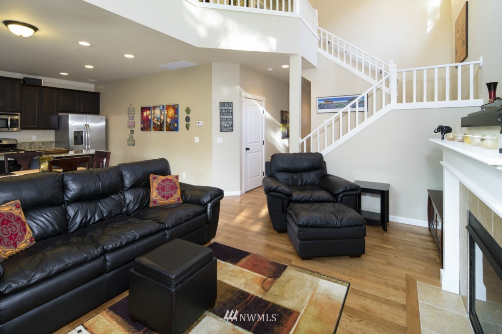 267 Graham Avenue Northeast Renton, WA 98059 - Photo 6 of 11 Gallery Image 6