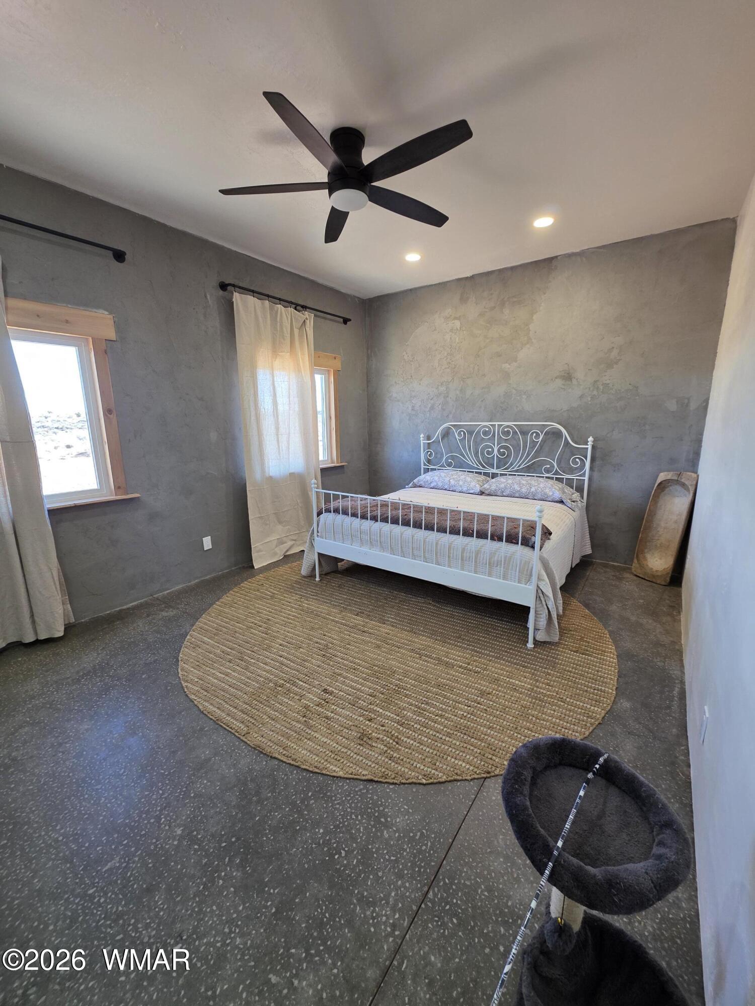 5057 Churchill Road Snowflake, AZ 85937 - Photo 33 of 115 a living room with furniture and windows
