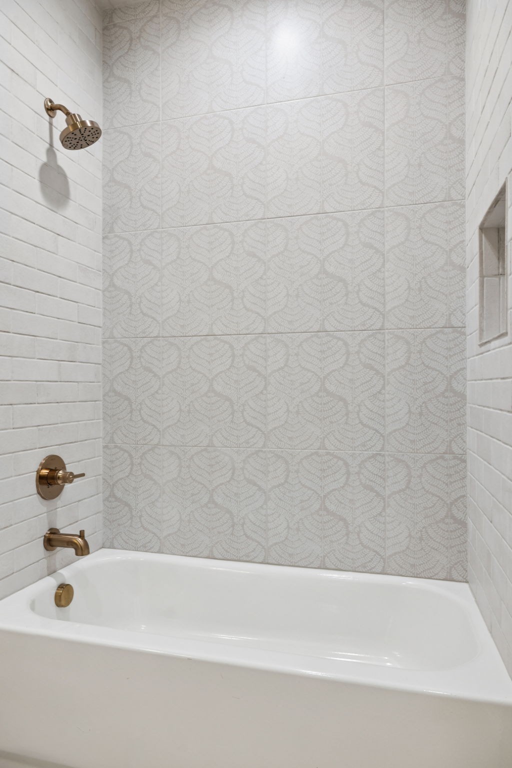 8101 Heirloom Boulevard College Grove, TN 37046 - Photo 53 of 81 a bathroom with a bathtub