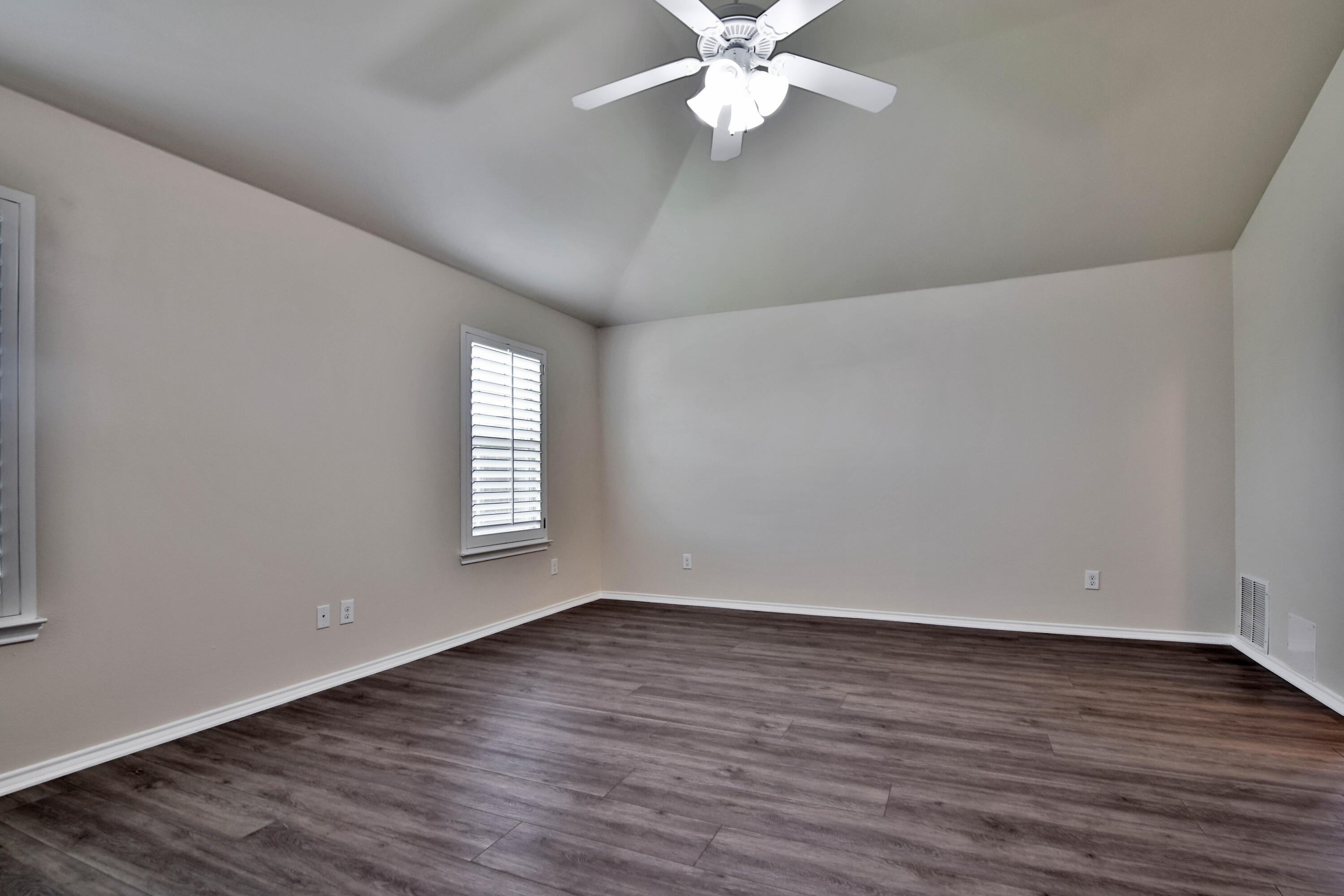 5714 109th Street Lubbock, TX 79424 - Photo 21 of 46 IMG_9264
