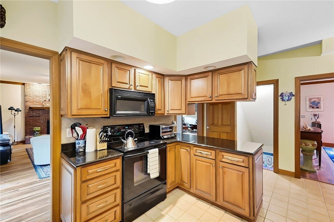 1079 Berryhill Road Bellbrook, OH 45305 - Photo 22 of 61 Gallery Image 22