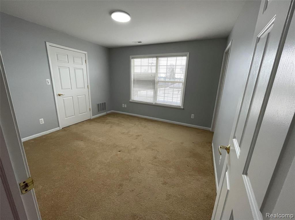 1125 Eureka Road, Unit 206 Wyandotte, MI 48192 - Photo 13 of 13