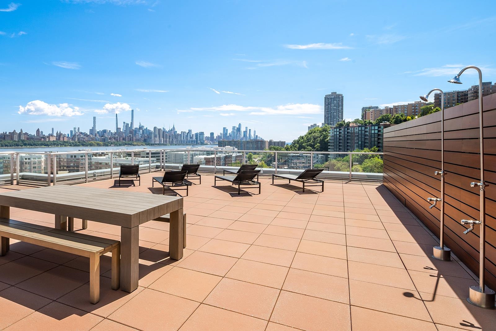 143 Old River Road, Unit 904 Edgewater, NJ 07020 - Photo 11 of 22