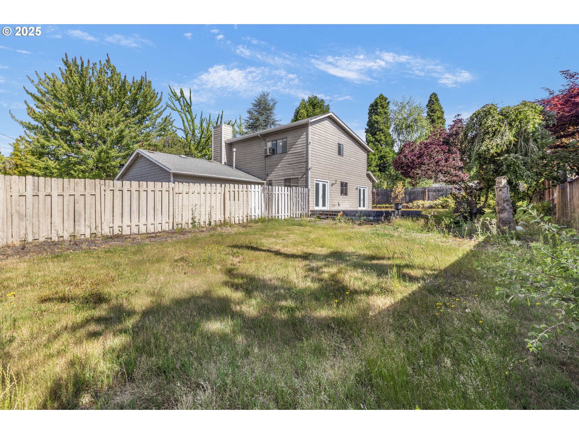 2641 Northwest Crocker Lane Albany, OR 97321 - Photo 43 of 47 a view of a house with a swimming pool