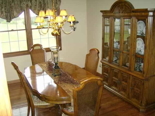 800 North East Road Clinton, IL 61727 - Photo 8 of 15