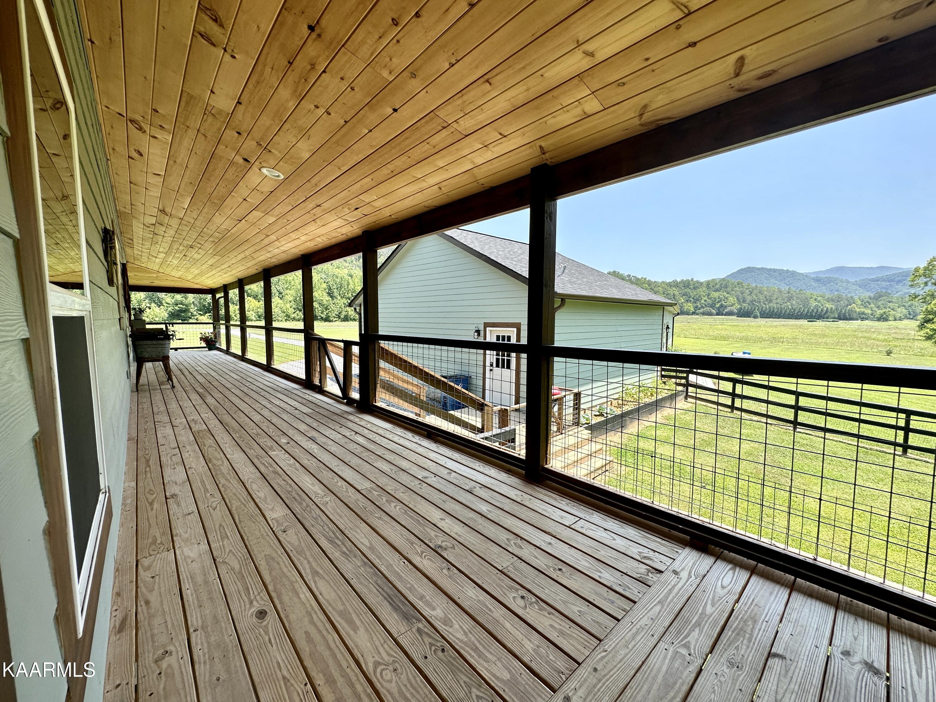 3543 River Rapids Way Del Rio, TN 37727 - Photo 36 of 60 G2