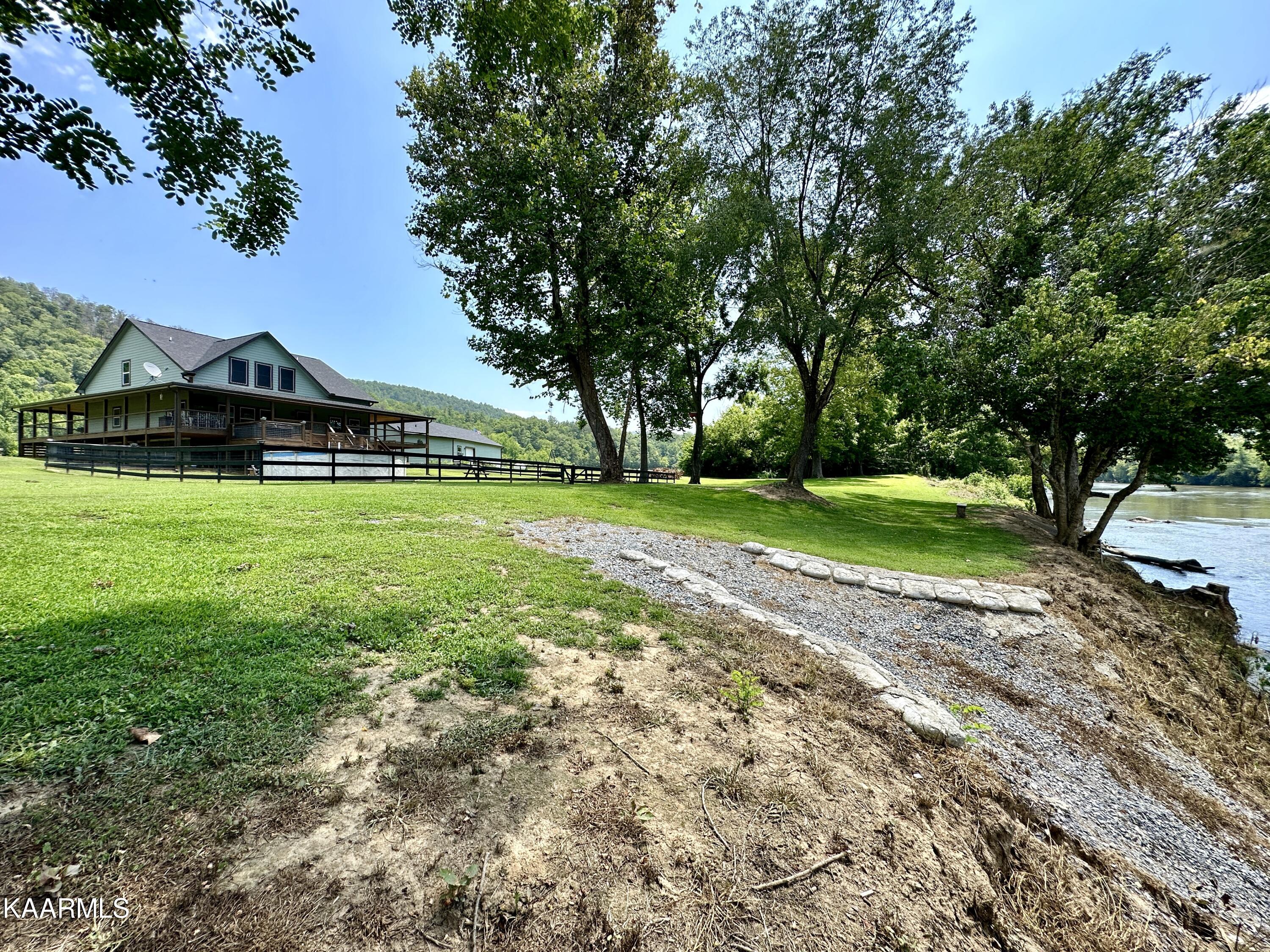 3543 River Rapids Way Del Rio, TN 37727 - Photo 8 of 60 B1