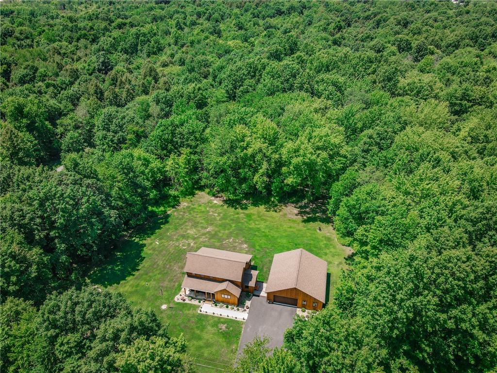 320 Greenhouse Road Pulaski, PA 16143 - Photo 4 of 25 Gallery Image 4