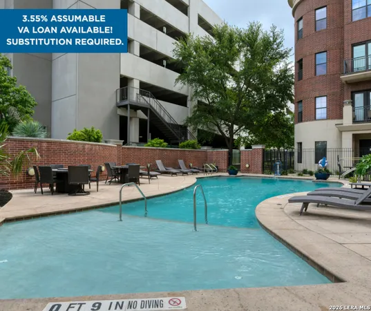 $355,000 | 215 Center Street, Unit 206, San Antonio, TX 78202
