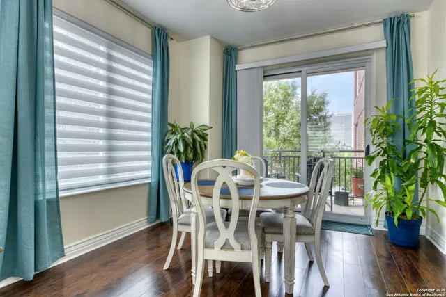 $375,000 | 215 Center Street, Unit 206, San Antonio, TX 78202