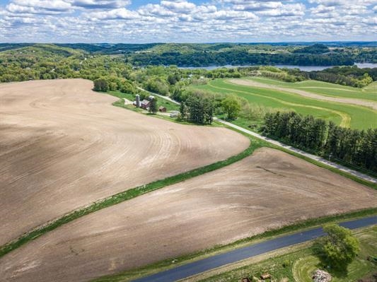 11 Section 11 Road La Valle, WI 53941 - Photo 10 of 14