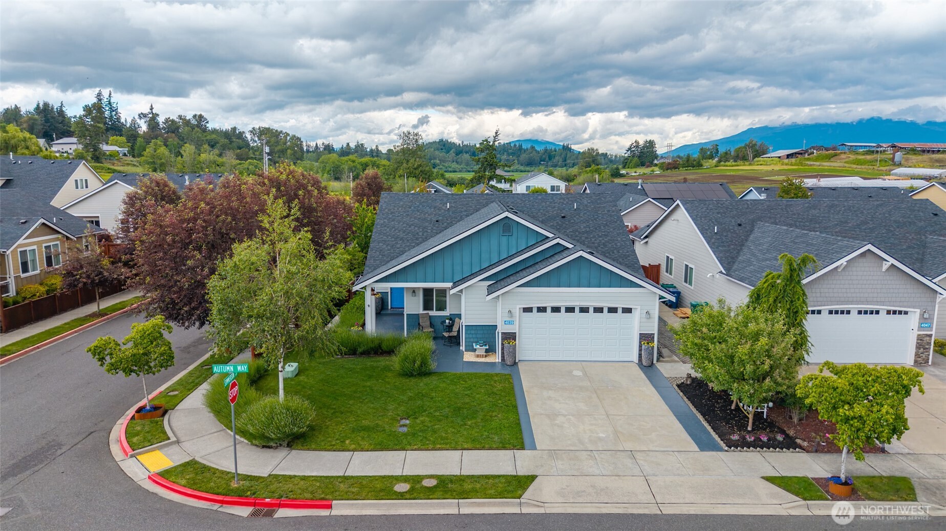 4039 Autumn Way Mount Vernon, WA 98273 - Photo 2 of 40