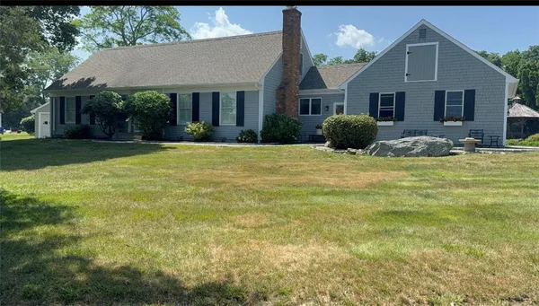 $1,295,000 | 11 Stonegate Road, Warren, RI 02885