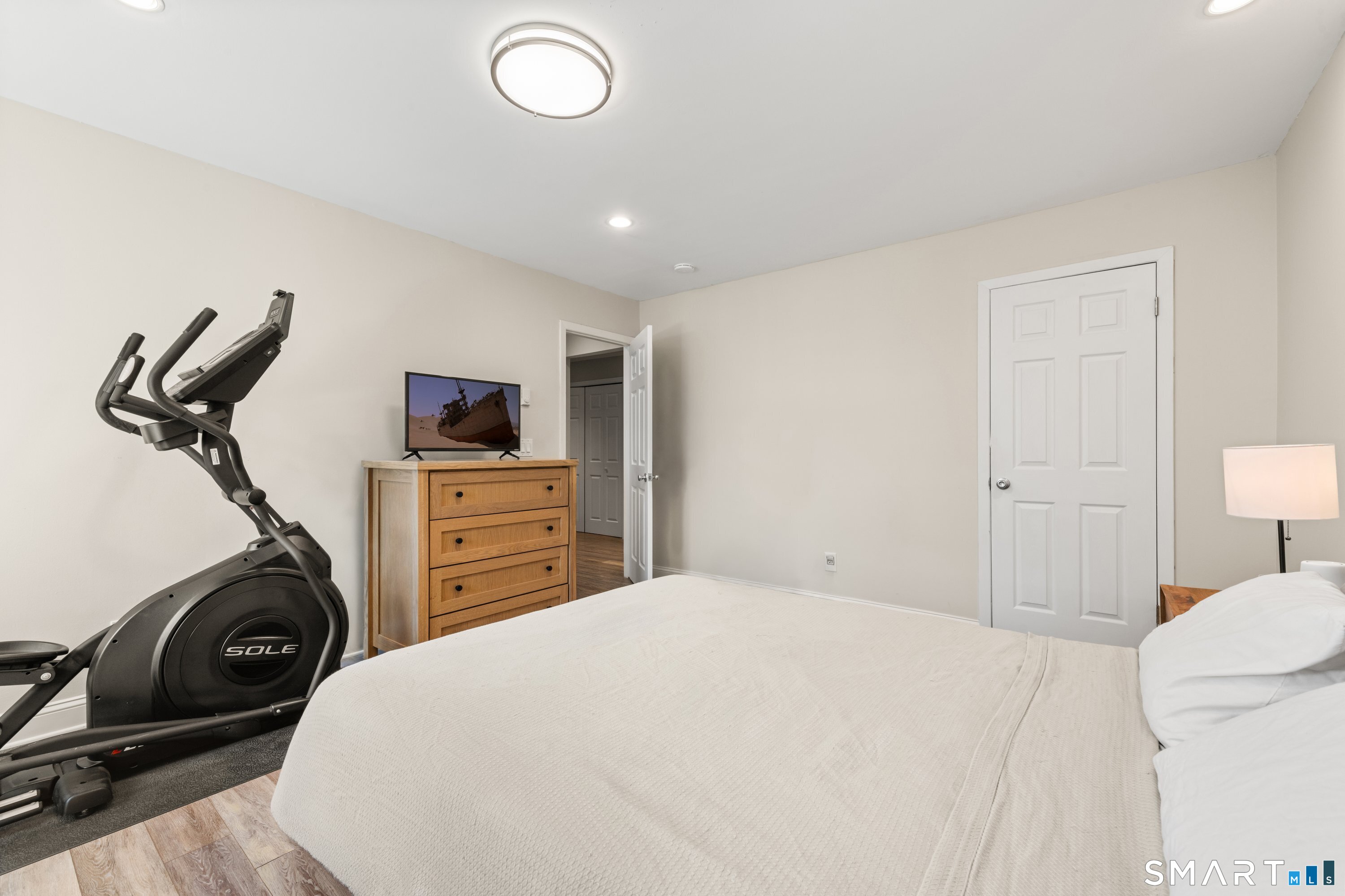 187 Flax Hill Road, Unit D11 Norwalk, CT 06854 - Photo 20 of 30