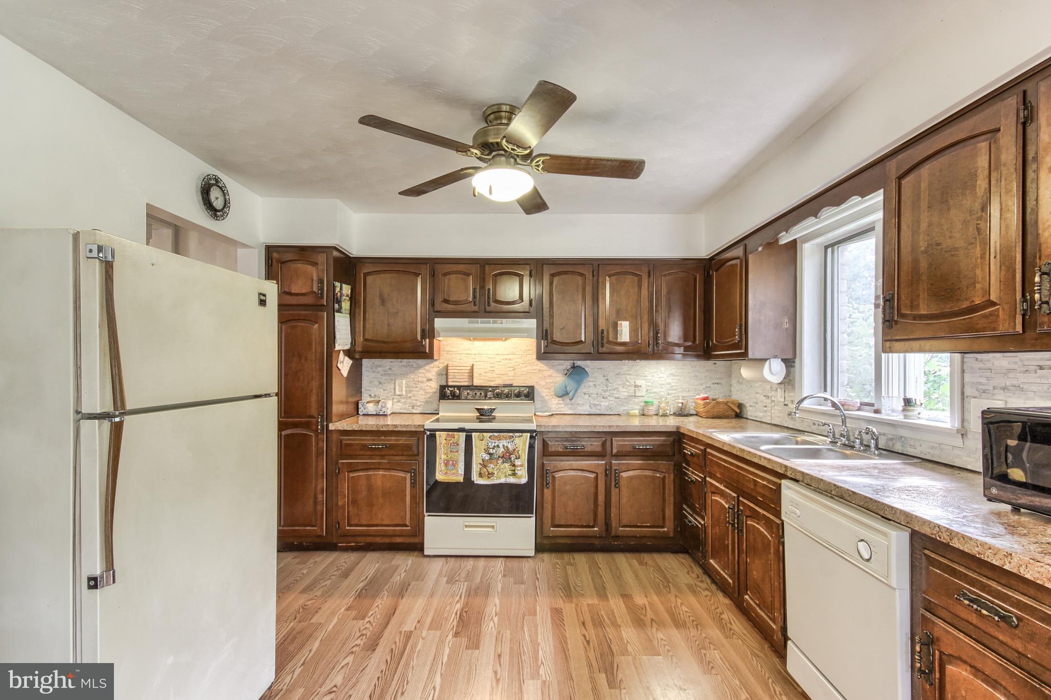 7372 Spring Road New Bloomfield, PA 17068 - Photo 20 of 40 Gallery Image 20