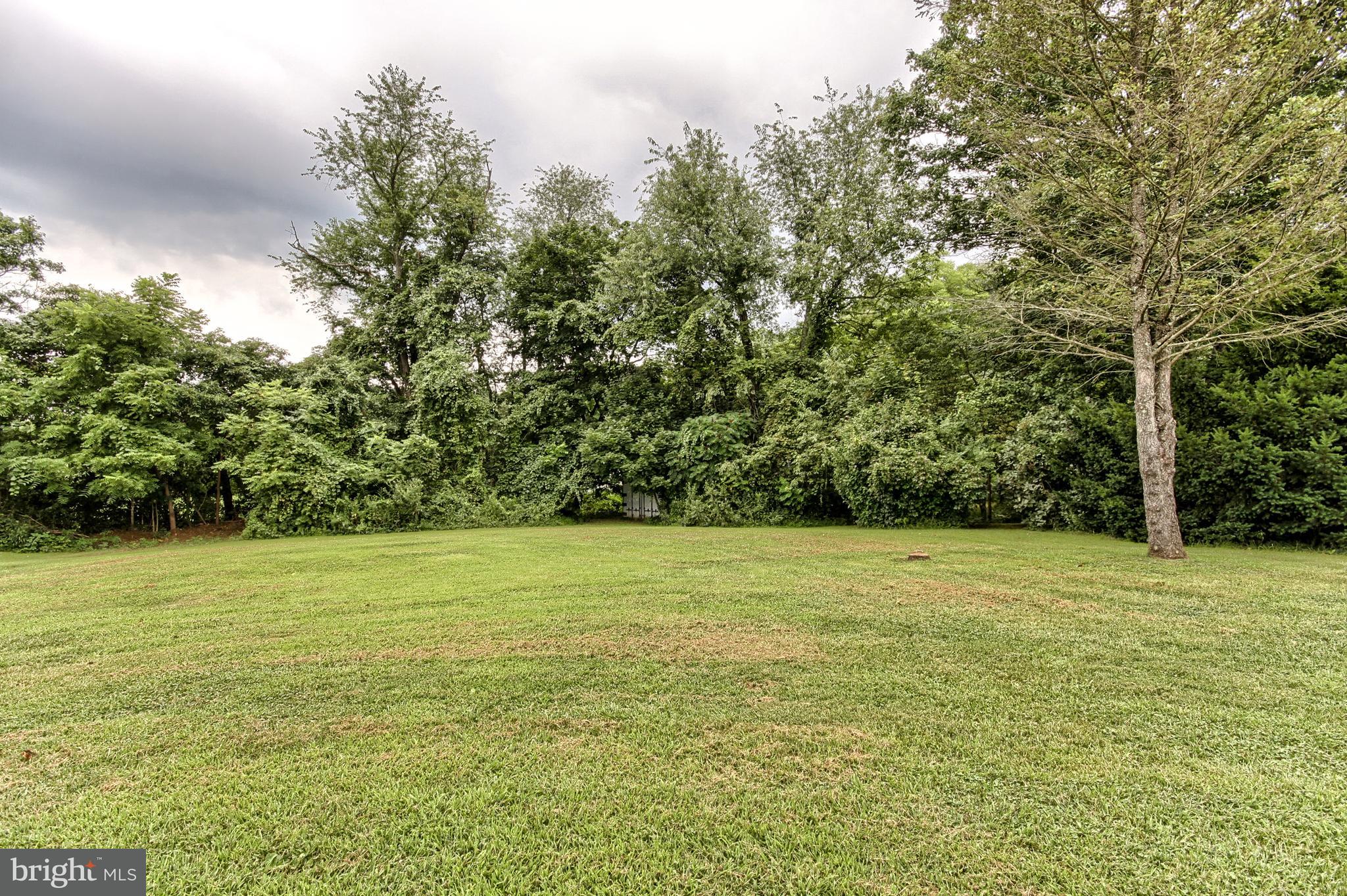 7372 Spring Road New Bloomfield, PA 17068 - Photo 7 of 40 Gallery Image 7