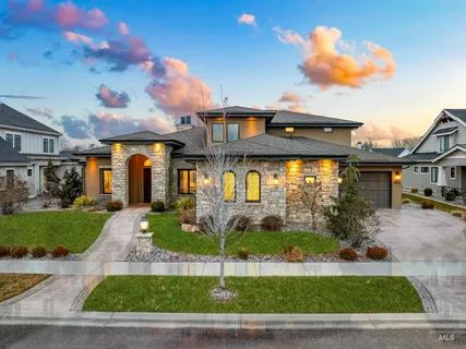 $1,800,000 | 1658 East Crowne Pointe Drive, Eagle, ID 83616
