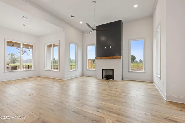 $518,540 | 104 Cypress Lk Drive, Youngsville, LA 70592