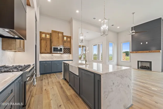 $518,540 | 104 Cypress Lk Drive, Youngsville, LA 70592